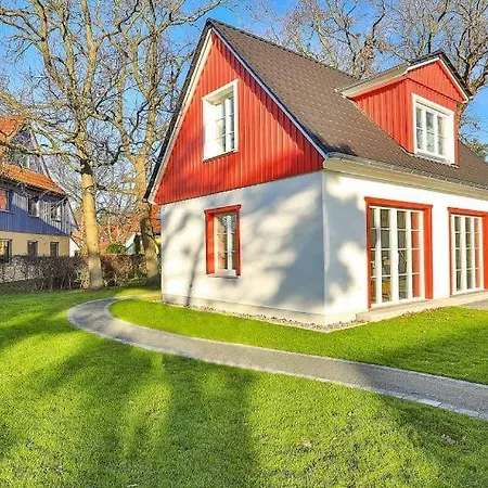 Traumgarten Haus Unschuld בית נופש *
