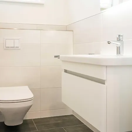 Traumgarten Haus Unschuld 프레로